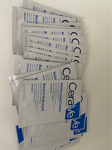 Cerave Nemlendirici Krem 20 Adet