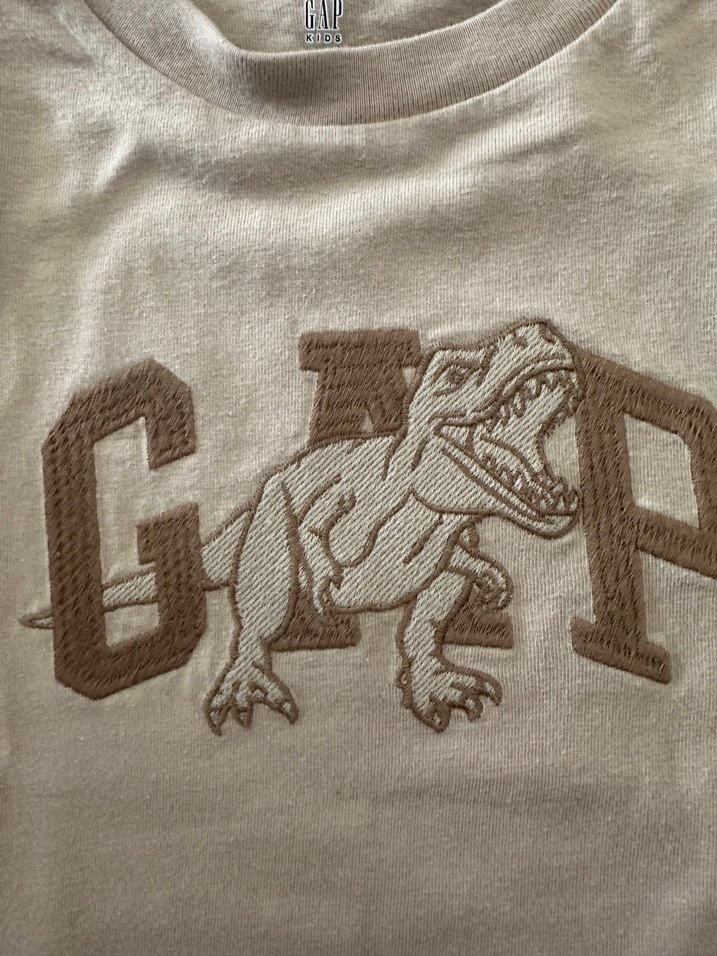 Bej Kısa Kollu Erkek Gap Tişört Dinozor Baskılı - Görsel 3