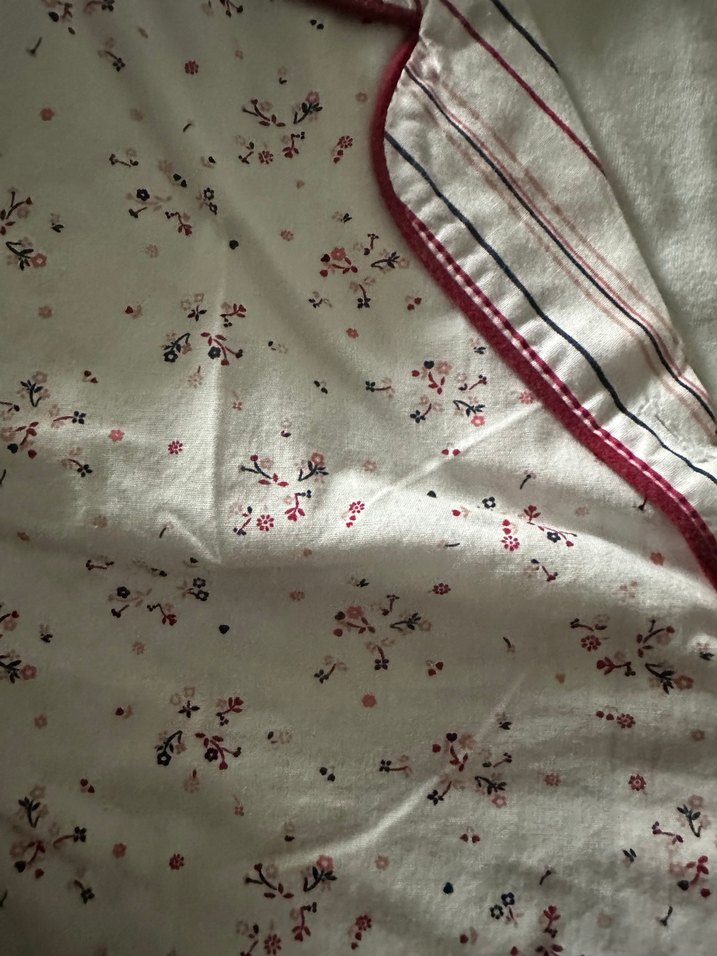 V Yaka Desenli Uzun Kollu Gecelik - Görsel 5