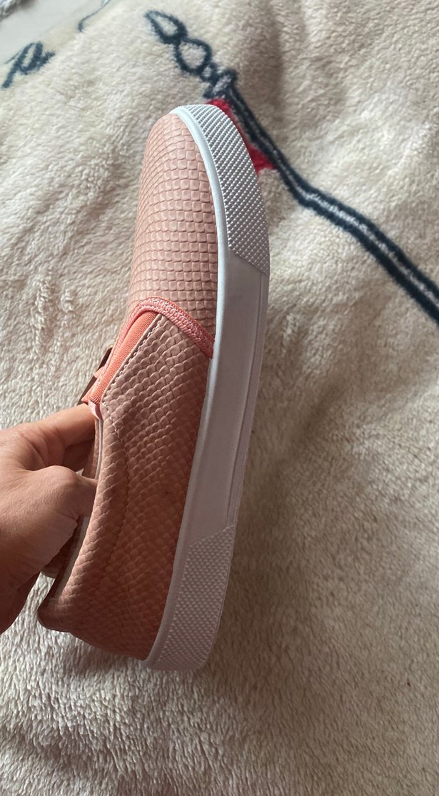 Pembe Yılan Desenli Kadın Spor Ayakkabı - Görsel 2