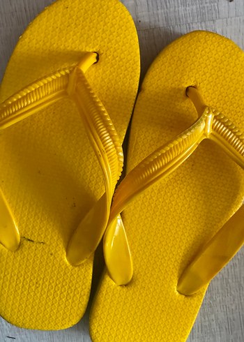 Sarı parmak arası terlik - Görsel 3