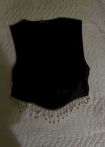 Boncuk Detaylı Siyah Kolsuz Crop Top - Görsel 2