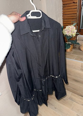 Uzun Kollu Siyah gömlek Fırfırlı - Görsel 3