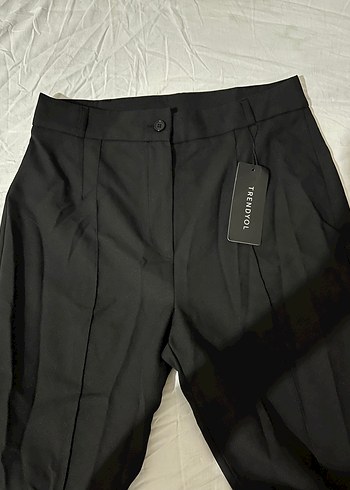 l Beden Siyah Kadın Regular Fit Kumaş Pantolon