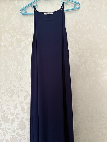 Halter yaka elbise