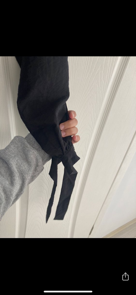 Siyah Uzun Kollu Volanlı tesettür ikili takım - Görsel 4