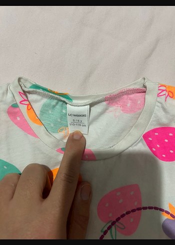 LC Waikiki Renkli Baskılı Kız Çocuk Tişörtü
