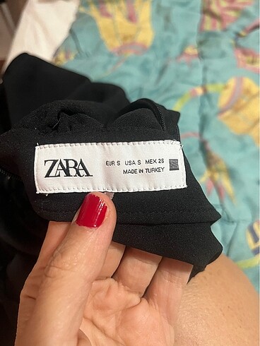 s Beden siyah Renk Zara elbise cut out detaylı