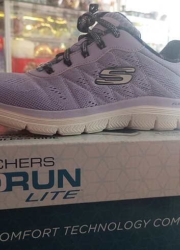 Skechers Spor Ayakkabı 