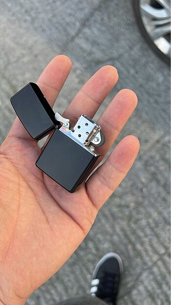 Zippo Çakmak 100 Bin Adet mevcut