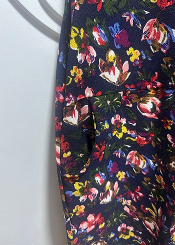 Çiçek Desenli Midi Kolsuz Elbise - Görsel 3