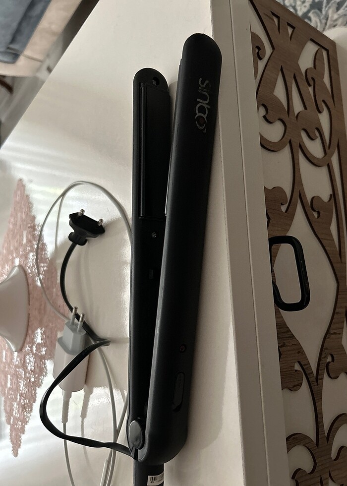 Saç düzleştirici - Görsel 2