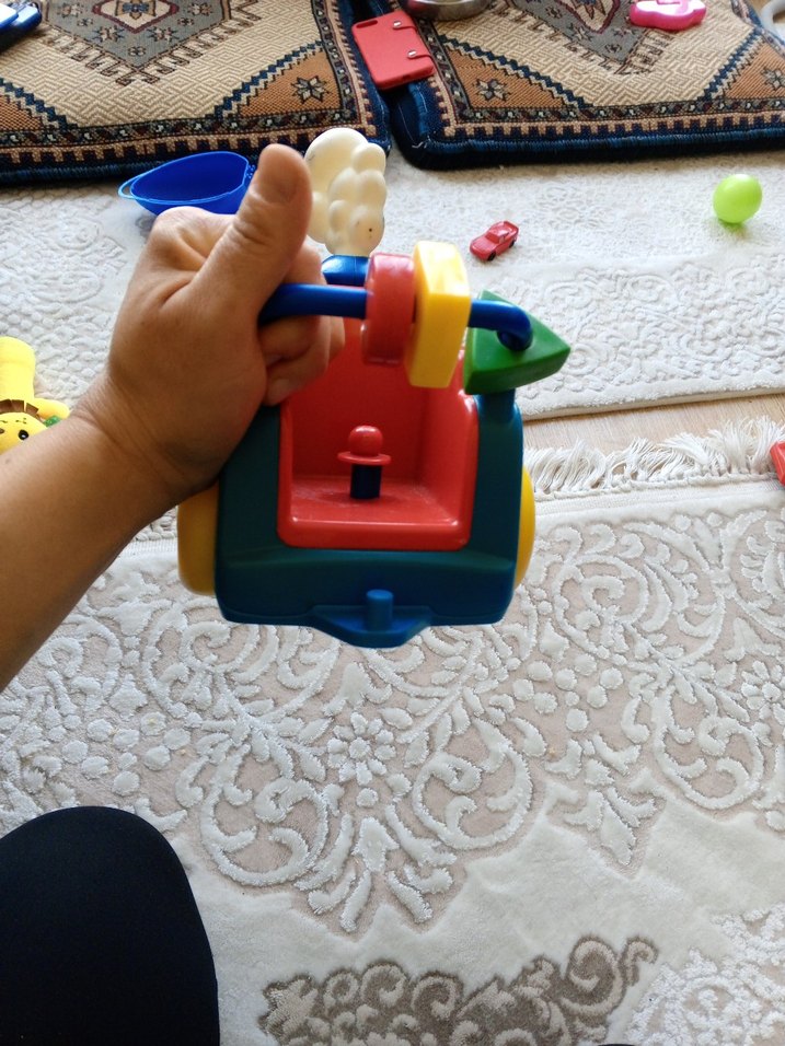 Siyah Oyuncak Araba ve tren - Görsel 3