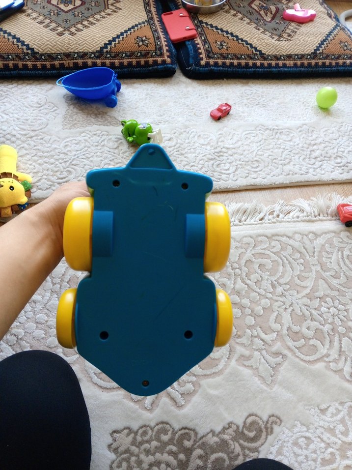 Siyah Oyuncak Araba ve tren - Görsel 4