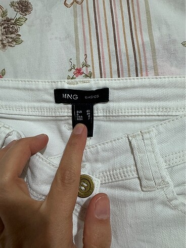40 Beden beyaz Renk Pantlon