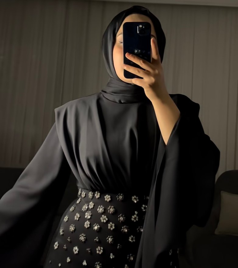 Uzun Siyah Nakışlı Tesettür Abiye Elbise - Görsel 2