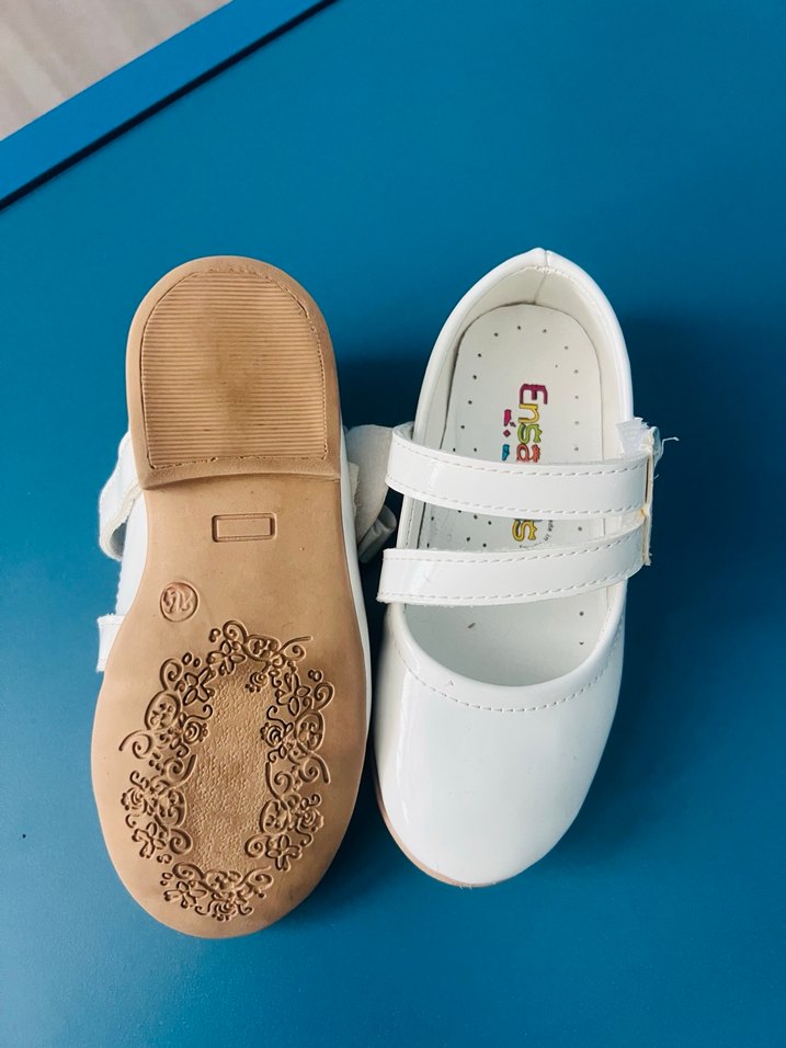 Kız Çocuk Beyaz Kemerli Babet Ayakkabı - Görsel 3