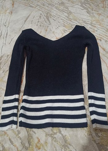 V Yaka Uzun Kollu Çizgili Triko Kazak - Görsel 3