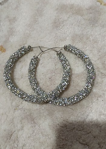 Gri Payetli Uzun Halka Küpe - Görsel 3