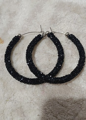 Siyah Boncuk İşlemeli Midi Halka Küpe - Görsel 2