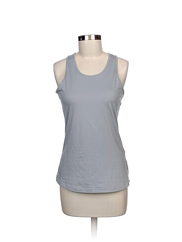 Adidas T-shirt %70 İndirimli.