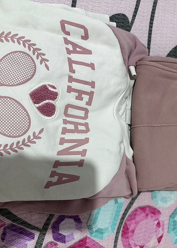 Kızlar için pamuklu pembe baskılı eşofman takımı - Görsel 4