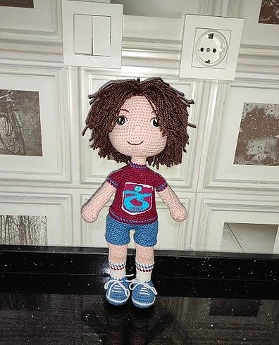 El örgüsü bebek, Özel Sipariştir
