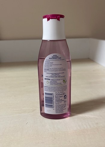 NIVEA Aqua Rose Yüz Temizleyici Jel - Görsel 2