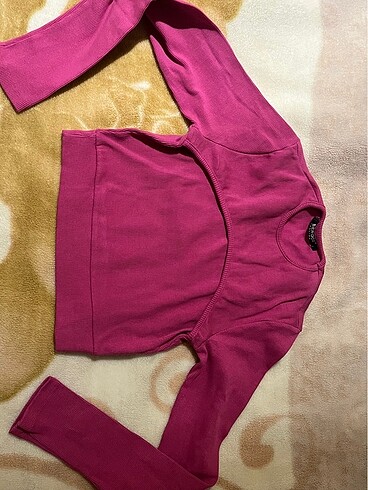 Pembe bluz