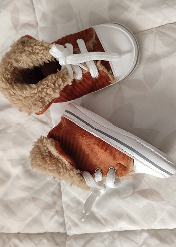 Kahverengi Kürklü Erkek Bebek Botu - Görsel 2