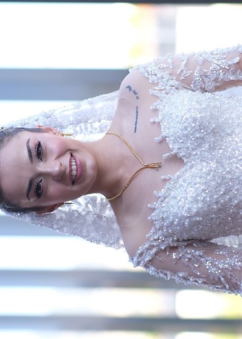 Uzun Kollu Beyaz Parlak A Kesim Gelinlik - Görsel 4