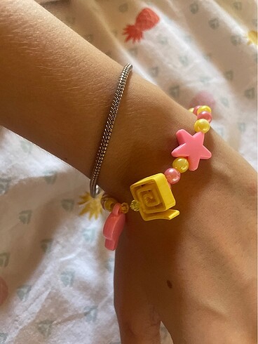  Beden çeşitli Renk Sarı pembe bileklik