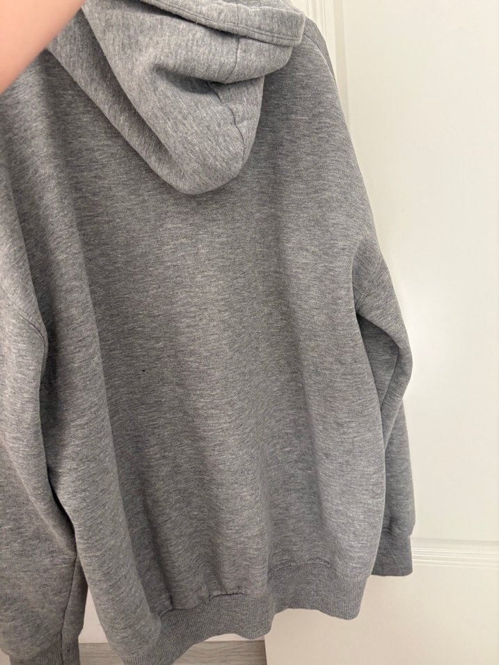 Gri Kapüşonlu Kadın Sweatshirt - Görsel 3