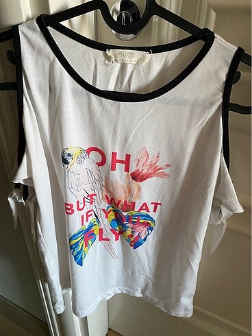 Panço kol detaylı tshirt