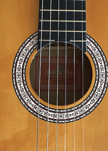 Barcelona gitar - Görsel 2