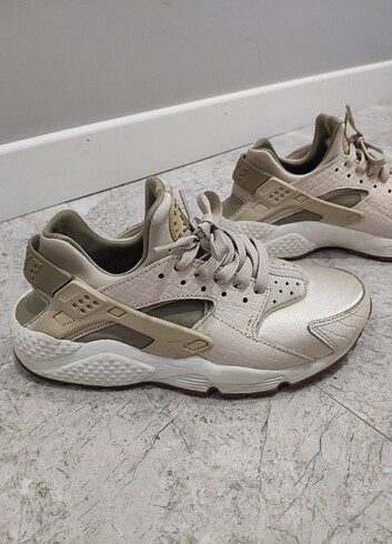 38 Beden camel Renk Nike air huarache 