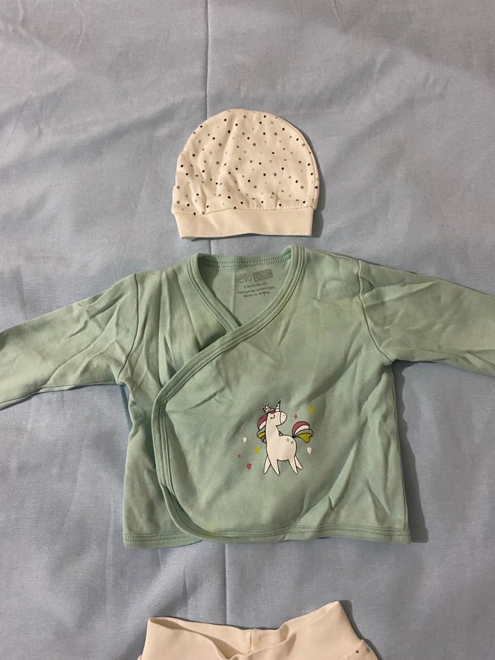 Uzun Kollu Yeşil-Beyaz Bebek Takımı - Görsel 3