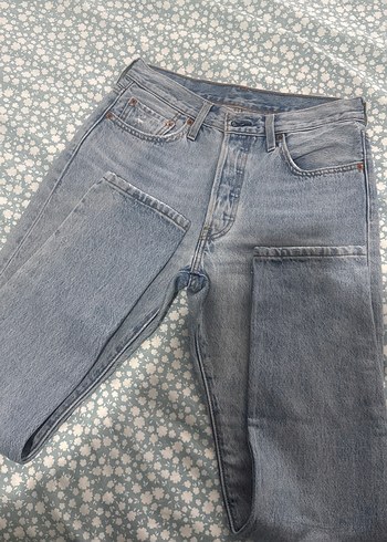 Levis Acik Mavi Rahat Kesim Denim Jean