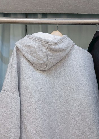 Gri Kapüşonlu  Sweatshirt - Görsel 4