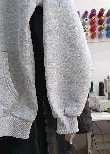 Gri Kapüşonlu  Sweatshirt - Görsel 2