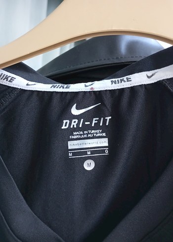 Drapeli V Yaka Siyah Nike Spor Tişört - Görsel 2