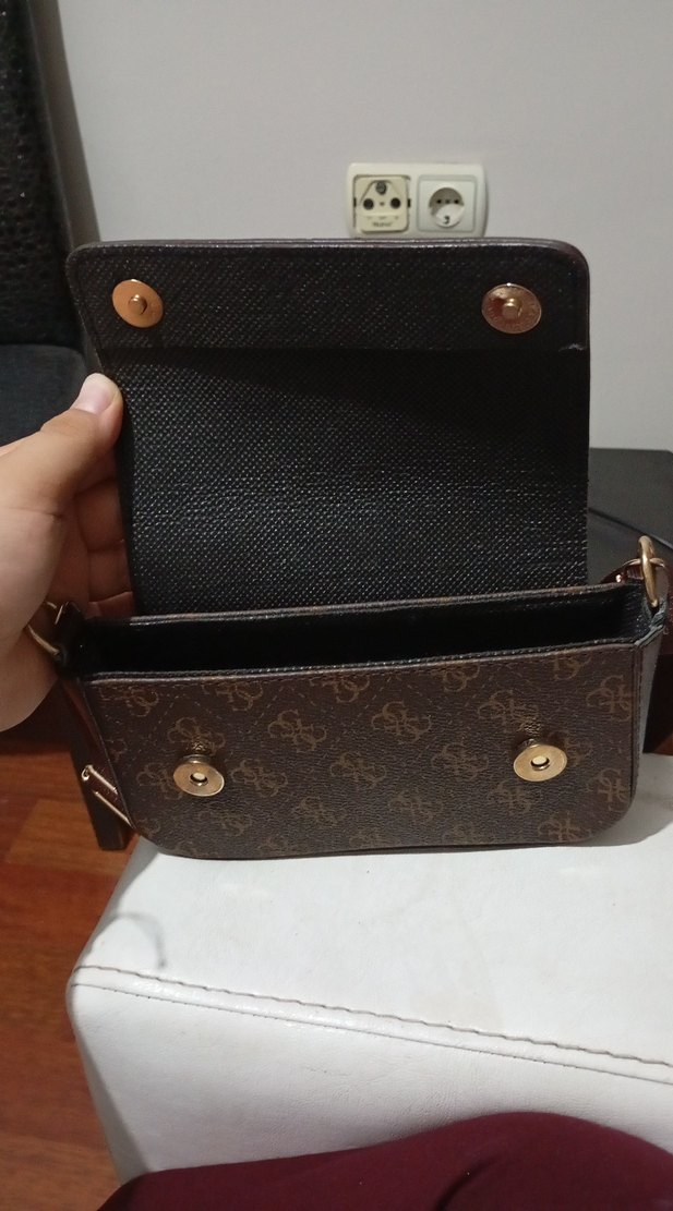 Guess Kahverengi Deri Kadın Çanta - Görsel 3