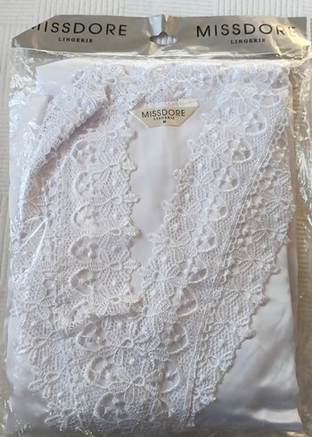 Beyaz Parlak Uzun Kadın Gecelik Takımı - Görsel 4