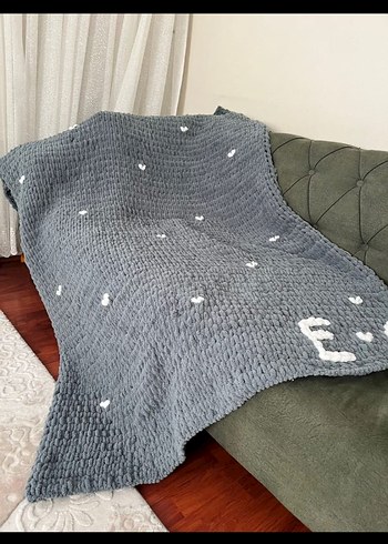 Gri Noktalı Örgü Battaniye - Görsel 2