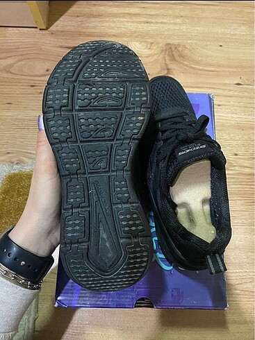 36,5 Beden Skechers D?lux Walker