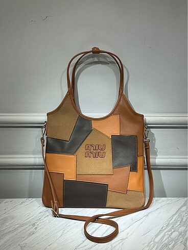  Beden MIU MIU IVY PATCHWORK BAG 33.31.3 cm