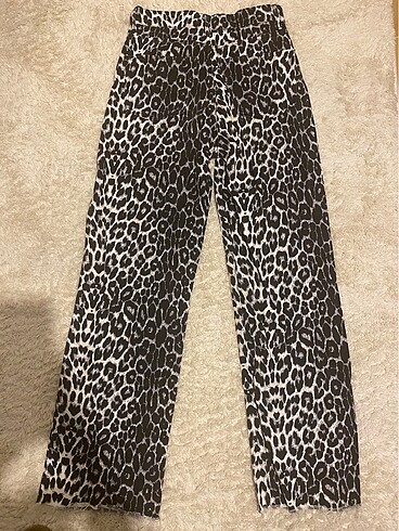 s Beden Leopar desenli straight jean