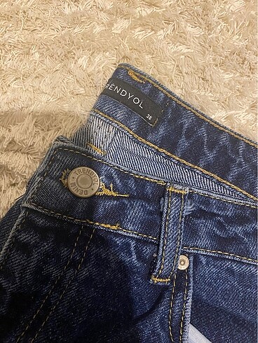 38 Beden Mom jean