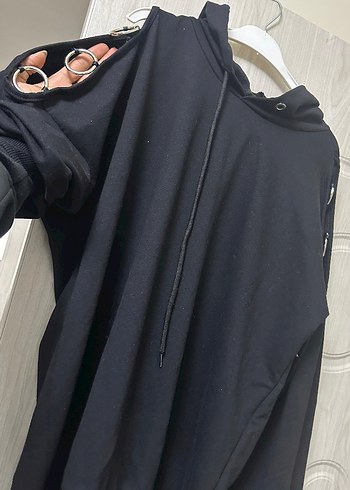 Siyah Kapüşonlu Kadın Sweatshirt - Görsel 2