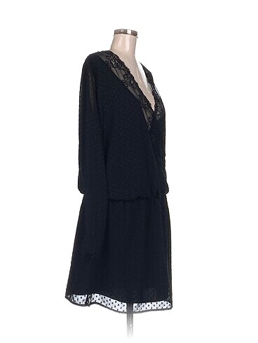 Sisley Sisley Kısa Elbise %70 İndirimli.